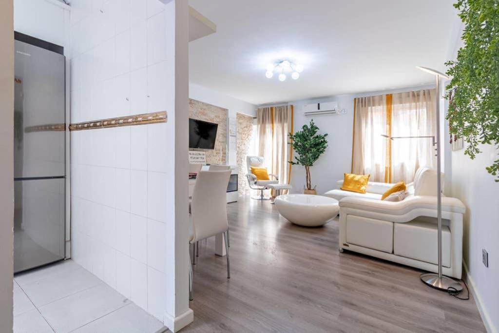 Triana Maestro Deluxe By Valcambre Διαμέρισμα Σεβίλλη Εξωτερικό φωτογραφία