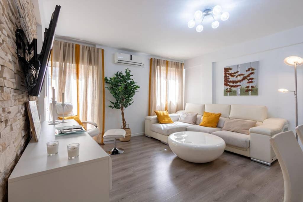 Triana Maestro Deluxe By Valcambre Διαμέρισμα Σεβίλλη Εξωτερικό φωτογραφία